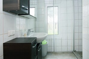House | Bathroom - Cottage, Karl Hagen (Karlshagen)