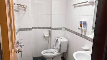 Shower, towels, soap, shampoo