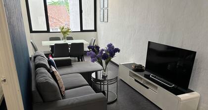Spacious 4BR Home In The Heart Of Georgetown