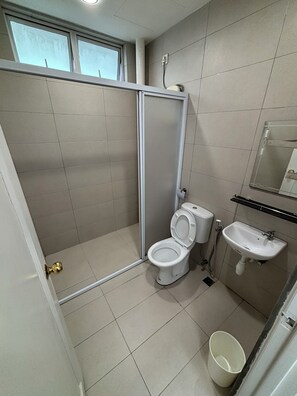 淋浴設備、風筒、坐浴桶、番梘