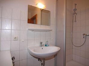 Apartment | Badezimmer