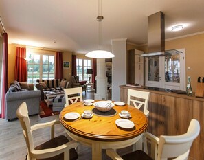 House | Dining