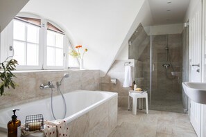 House | Bathroom | Towels - Ferienhaus, Fuhlendorf (Fuhlendorf)