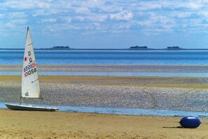 Apartment | Water view - Apartment in Wyk Near Beach and Spa Promenade (Wyk auf Foehr)