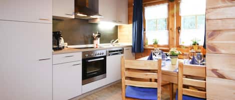 Casa | Cocina privada | Trona infantil