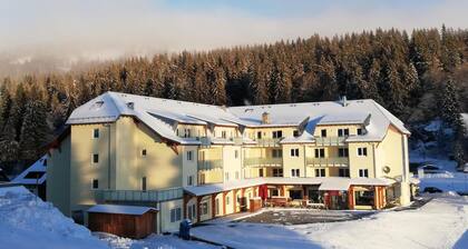 Hubsche Wohnung mit Balkon