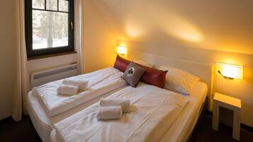 1 bedroom, individually furnished