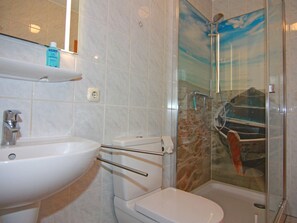 Apartment | Bathroom - Ferienwohnung im Ferienhaus Rosi, Fehmarn-schlagsdorf (Fehmarn)