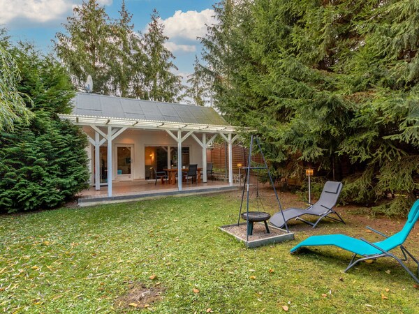 Ferienhaus Mit Terrasse Und Kaminofen In Parchim - Parchim