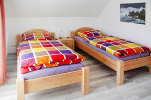 House | 2 bedrooms, individually furnished