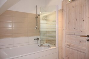 House | Bathroom - Doppelhaushalfte Rugentraum in Glowe (Glowe)