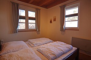 Apartment | 4 bedrooms, individually furnished