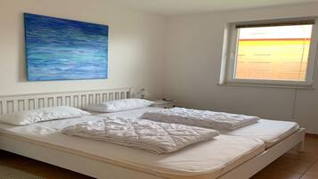 Rumah | 2 kamar tidur dan dilengkapi dengan perabotan berbeda-beda