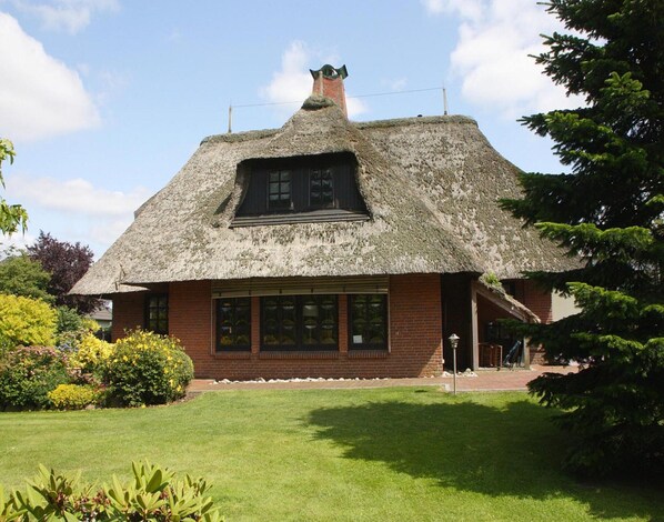 House | Exterior