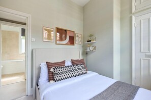 Apartment | 2 bedrooms - The Putney Classic - Trendy 2bdr Flat (London)