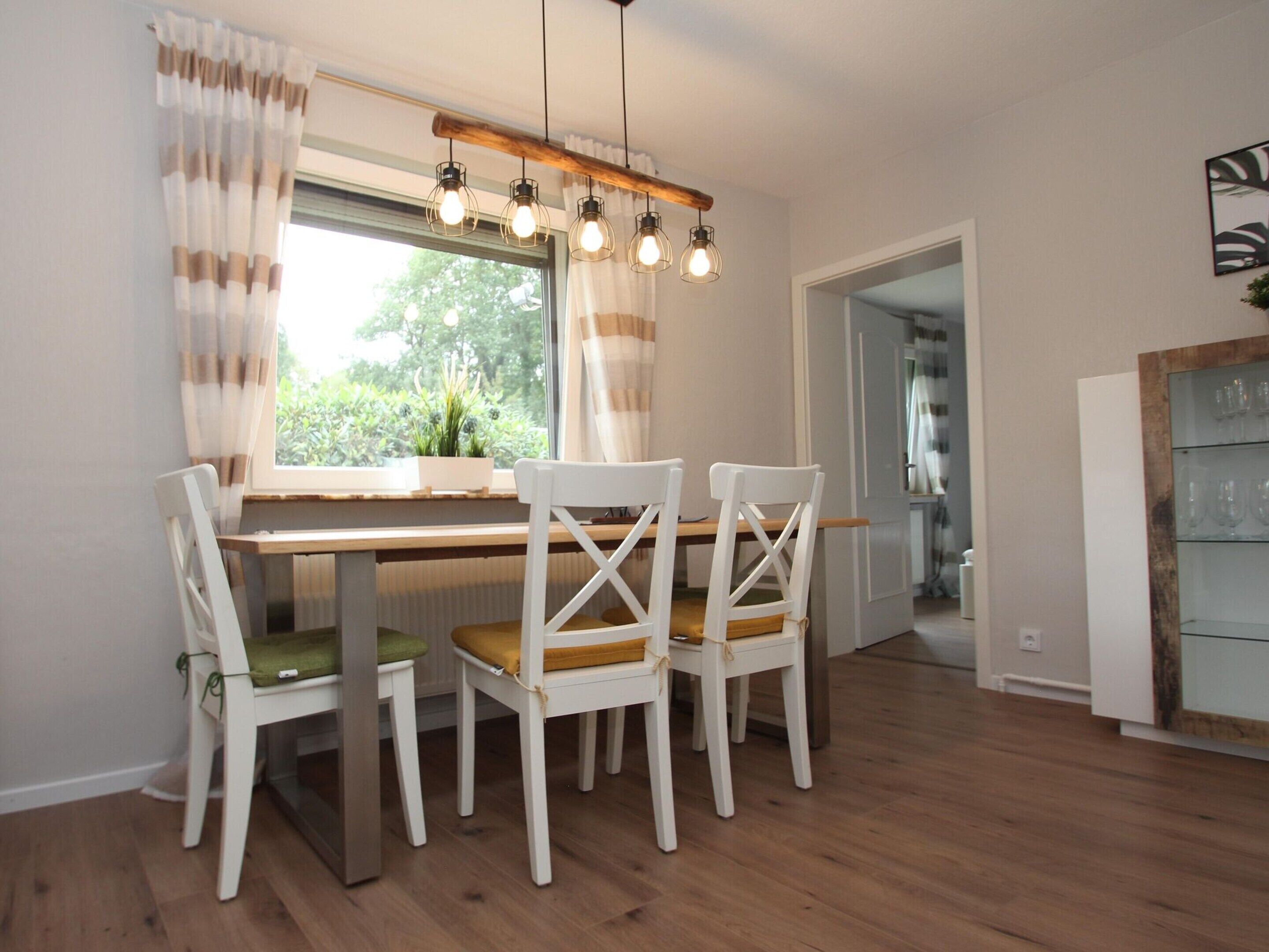 House | Dining
