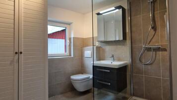 House | Bilik Mandi