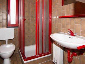 House | Bathroom - Ferienhaus am Moenchneversdorfer See, Moenchneversdorf (Schoenwalde am Bungsberg)