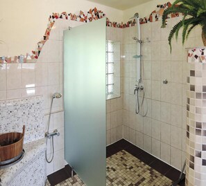 Ferienhaus | Badezimmer
