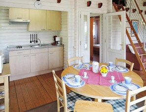 House | Private kitchen | Electric kettle, toaster, high chair - Ferienhaus in Lissendorf bei Eifel Wegen (Lissendorf)