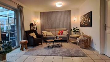 Apartment | Living room