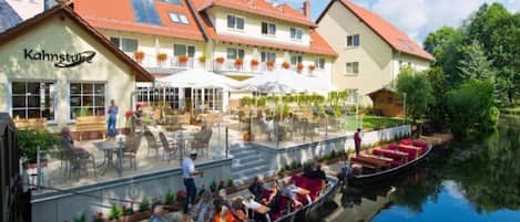 Bungalow | Water view