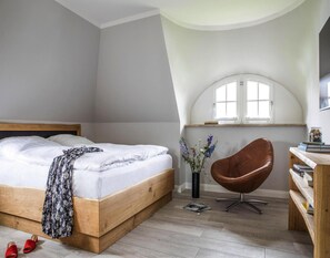 Casa | 2 quartos, individualmente mobiliados, ferros/tábuas de passar roupa