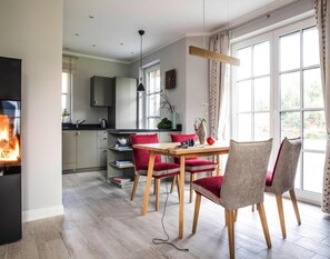 House | Dining - Ferienhaus in Fuhlendorf mit Sauna (Fuhlendorf)