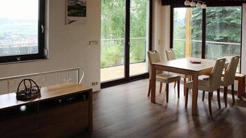 House | Dining