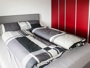 Casa | 3 quartos, individualmente mobiliados