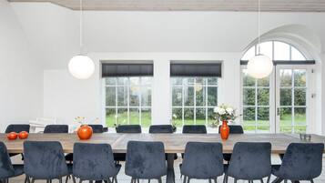 House | Dining
