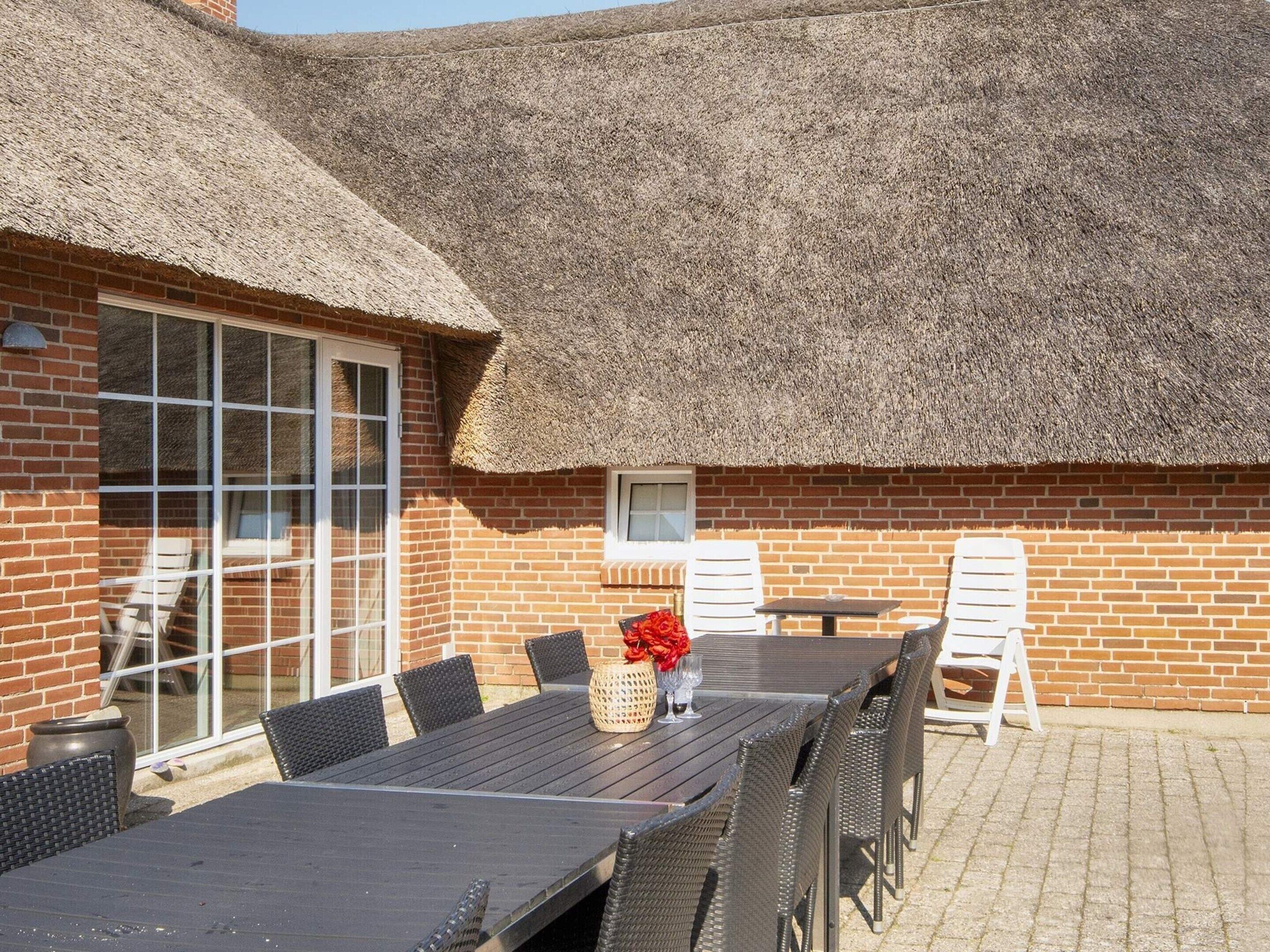 House | Bahagian luar