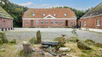 House | Exterior