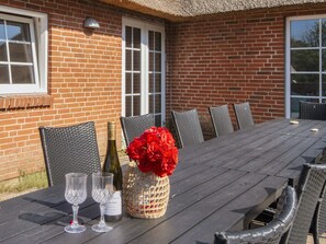 House | Dining - Luxury Pool House by Sea - By Traum Ferienwohnungen (Ulfborg)