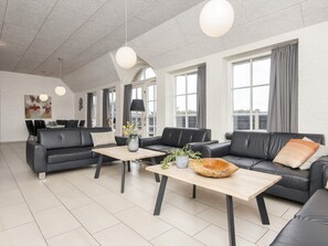 House | Living area - Luxury Retreat With Pool (Ulfborg)