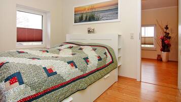 House | 2 bilik tidur, dilengkapkan perabot secara berasingan