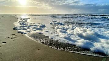 Hus | Utsikt mot vann