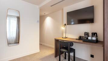 Superior Double Room | 1 bedroom, in-room safe, iron/ironing board, free WiFi