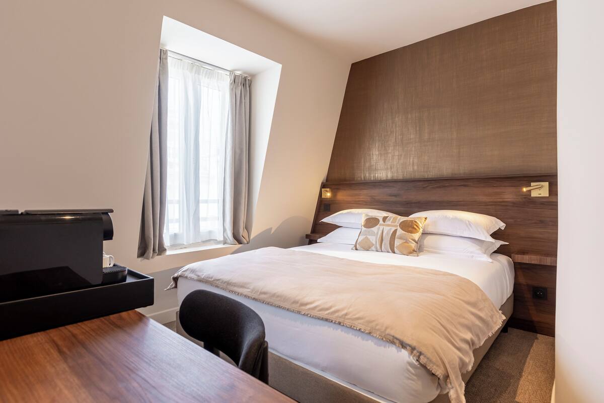 Phòng Suite Deluxe | Két bảo mật tại phòng, bàn ủi/dụng cụ ủi quần áo 