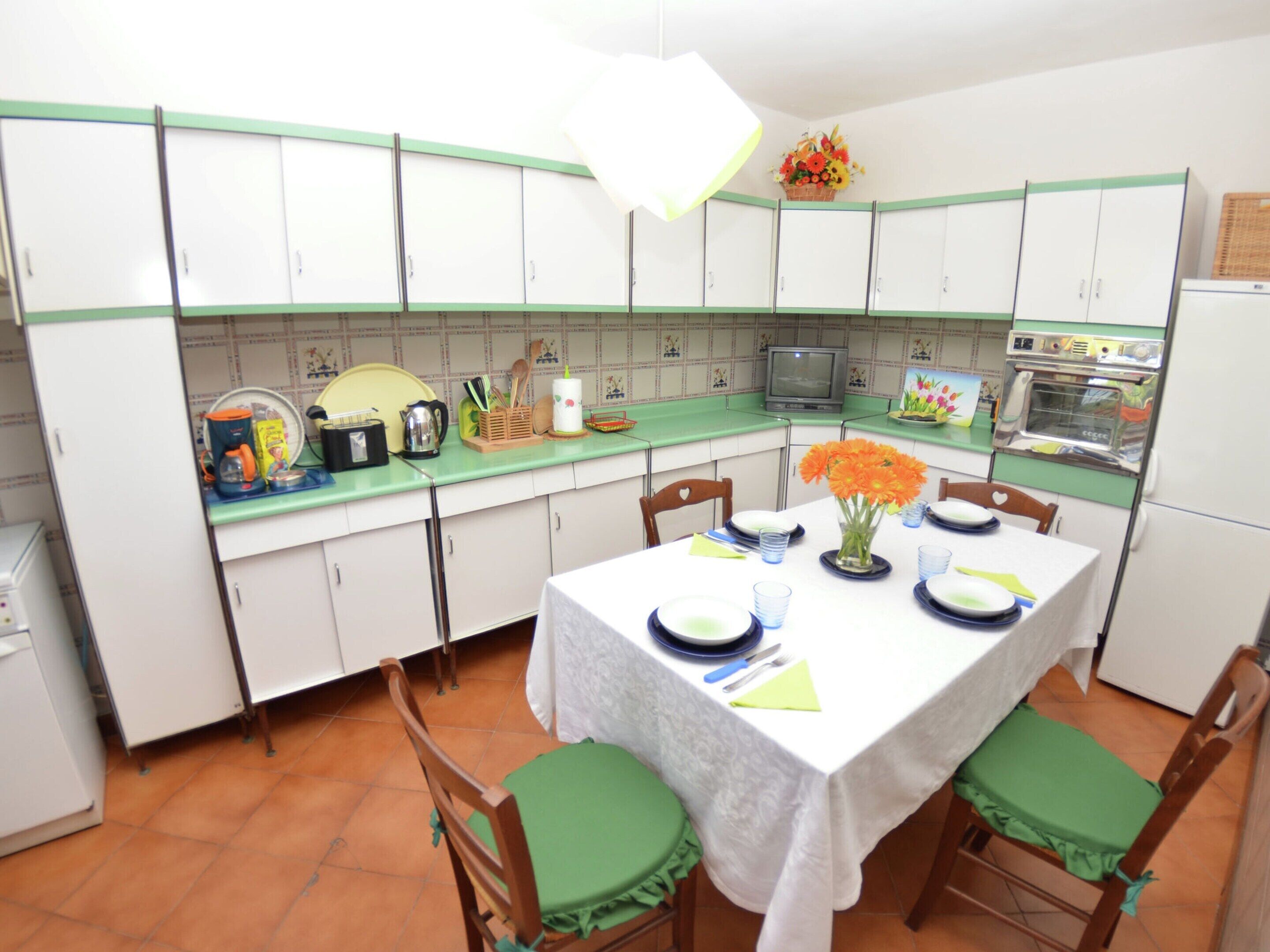 House | Private kitchen | Fridge, highchair