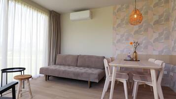 House | Dining