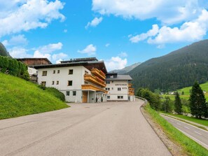 Apartment | Exterior