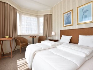 House | 6 bedrooms, individually furnished - Sun & Sand Group Getaway (De Panne)