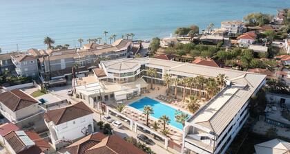 Cameo Beach Resort