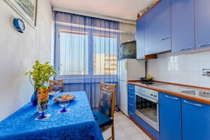 Apartment | Private kitchen - Studio Apartment Ecija (Split)