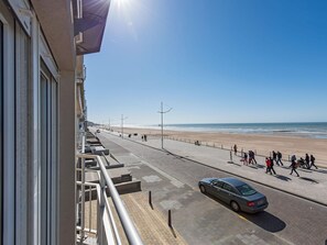 View from property - Nevada 101 With top Location Right on the Beach (Koksijde)