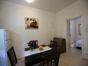 Apartment | Dining - 4B Apartments - One Bedroom Apartment (Dubrovnik)
