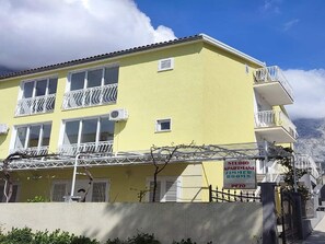 Apartment | Exterior
