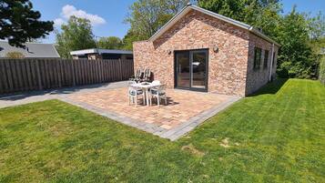 House | Outdoor dining