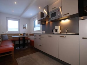 Private kitchen - Klasse Apartment mit Balkon St. Anton am Arlberg (Sankt Anton am Arlberg)